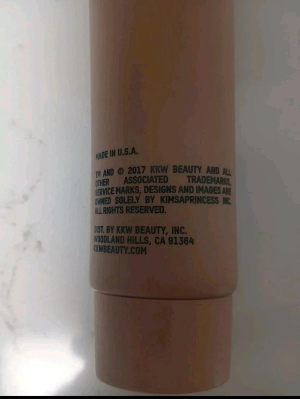 KKW Beauty Skin Perfecting Body Foundation MEDIUM 4 Fl Oz.